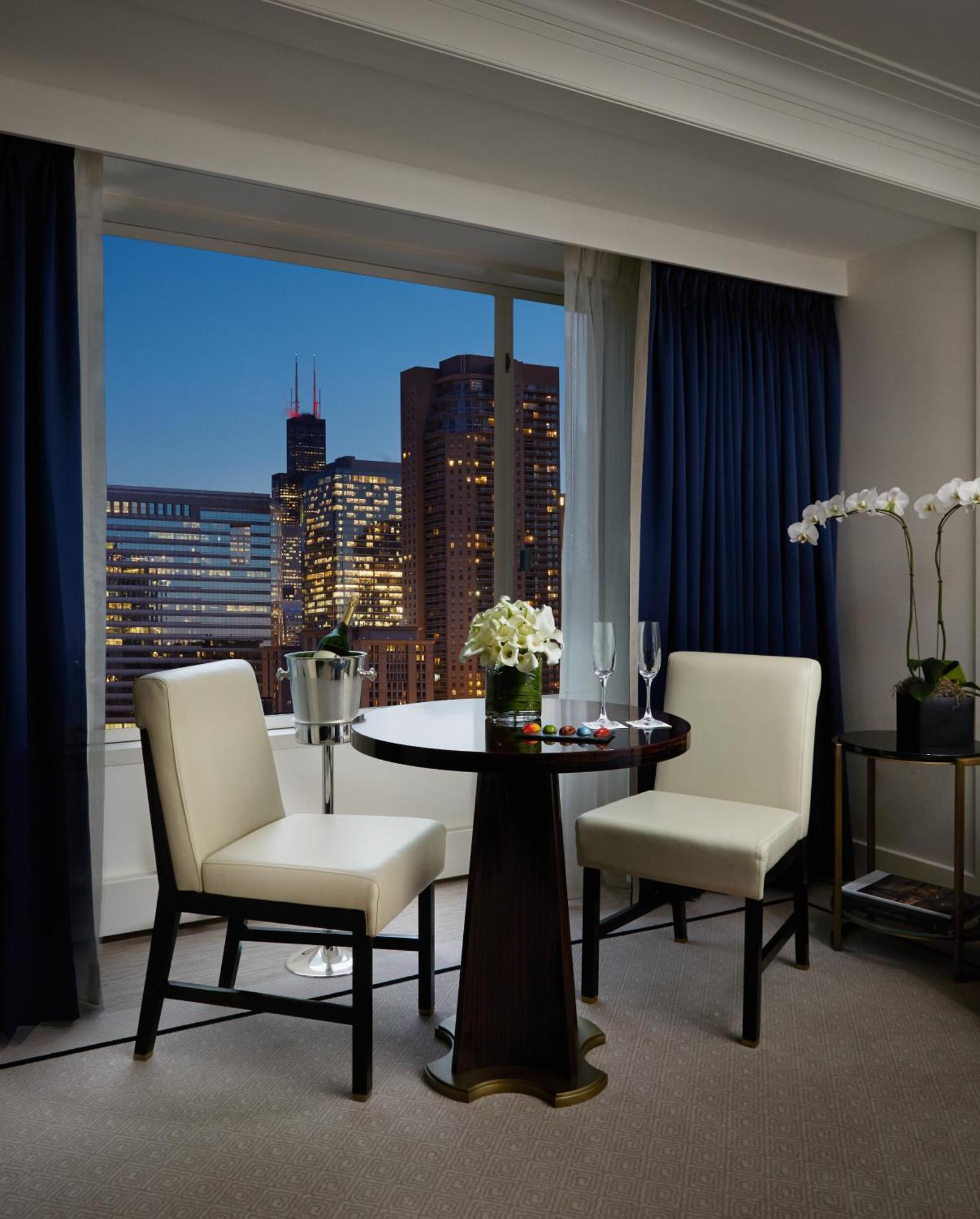 The Peninsula Chicago Hotel Bagian luar foto